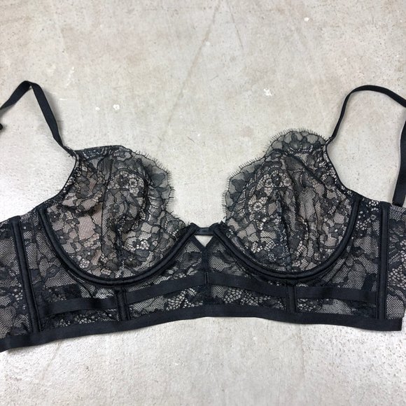 Victoria's Secret Other - VIctoria Secret Lacey Black & Nude Bustier Bra